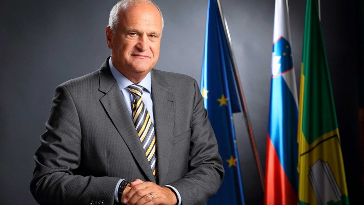 Zbiranje podpisov v podporo kandidaturi Bojana Kontiča za župana Mestne občine Velenje