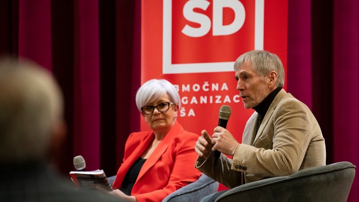 OKROGLA MIZA PREKARNOST NI PRIHODNOST DELA