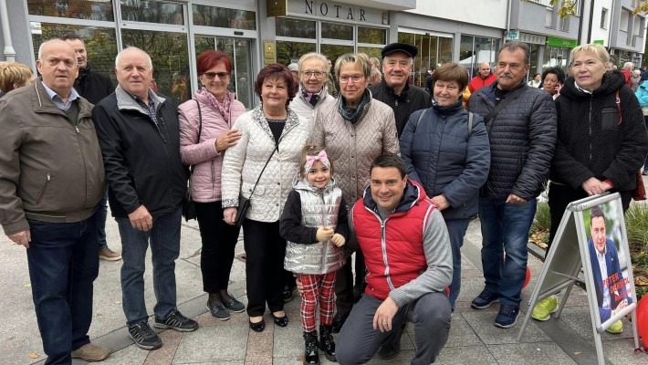 NA STOJNICI V MESTNEM SREDIŠČU S KANDIDATKO ZA PREDSEDNICO REPUBLIKE NATAŠO PIRC MUSAR