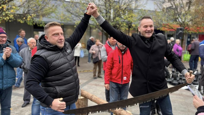 NA STOJNICI V MESTNEM SREDIŠČU S KANDIDATKO ZA PREDSEDNICO REPUBLIKE NATAŠO PIRC MUSAR