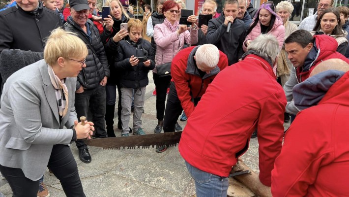 NA STOJNICI V MESTNEM SREDIŠČU S KANDIDATKO ZA PREDSEDNICO REPUBLIKE NATAŠO PIRC MUSAR