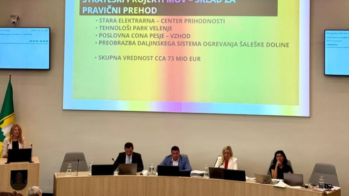 SD SVETNICE IN SVETNIKI SO SE NA 30. REDNI SEJI SVETA MOV SEZNANILI Z IZVAJANJEM RAZVOJNIH PROJEKTOV